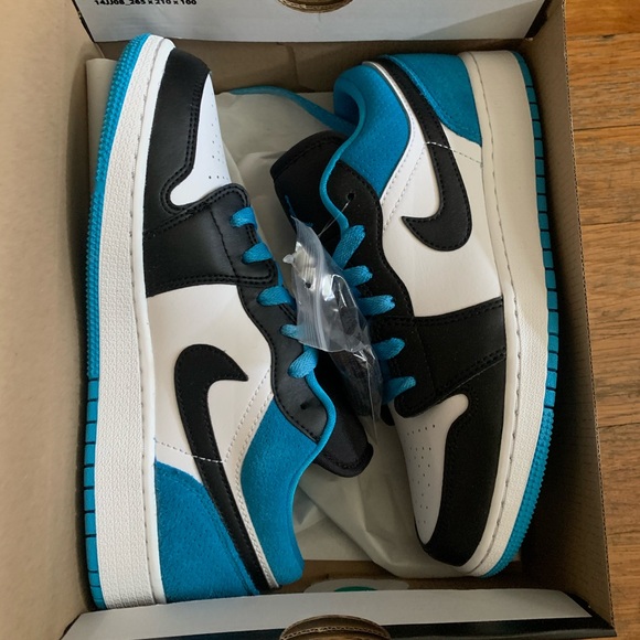 Jordan Shoes Air Jordan Low Se Gs Laser Blue Poshmark Jordan Shoes Air Jordan Low Se Gs Laser Blue Poshmark